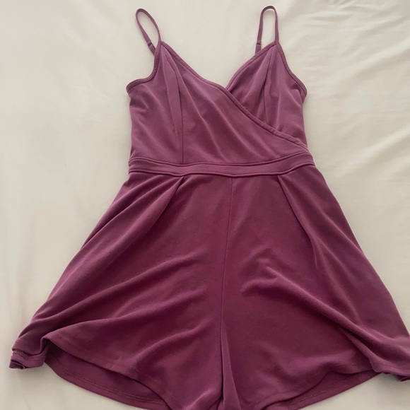 Abercrombie Romper - Picture 2 of 6